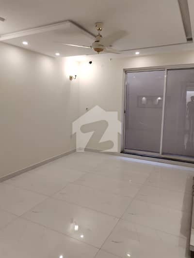 5 Marla Triple Story House for Sale