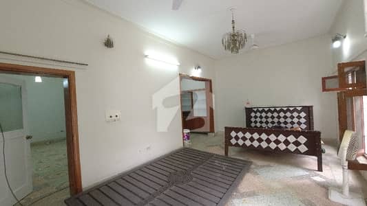 CornerHouse G/9/4 House For sale Sized 10 Marla
