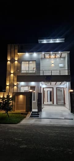 05 Marla Brand New Modern Luxury House For Sale In Park View City Lahore