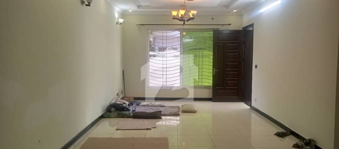 GROUND PORTION AVAILABLE FOR RENT IN E11