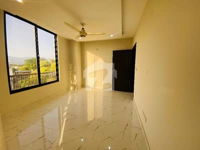 Luxury Unfurnished 1 Bed 1 Bath Tv Lounge Kitchen Under Ground Car Parking Apartment Available For Rent