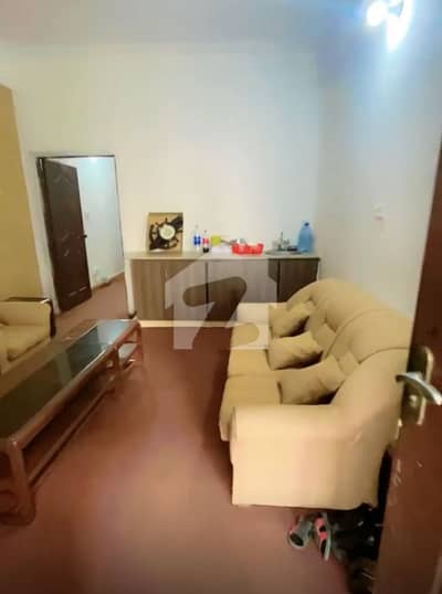 Semi Furnished Apartmant Available For Rent