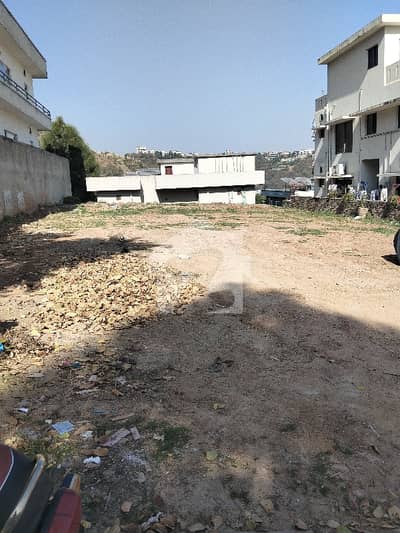 NICE LOOKING AREA KANAL SOLID LAND PLOT AVAIL FOR SALE DHA PHASE 1