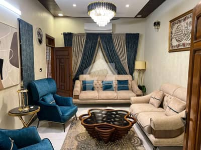 3 Bed DD Portion For Sale 2nd Floor With Roof VIP Block, Gulshan-E-Iqbal 240 Square Yards Sub-Leased