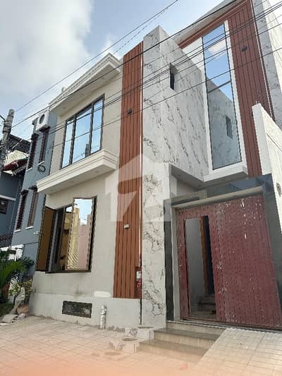 MOST LUXURIOUS AND ARCHITECTURE ULTRA MODERN STYLE DOUBLE STORY BUNGALOW WITH FULL BASEMENT FOR SELL IN DHA PHASE 7 EXT. MOST ELITE CLASS LOCATION IN DHA KARACHI