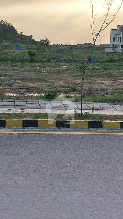 Top Heighted Back View Kanal Plot Urgent For Sale Top Heighted Back View Kanal Plot Urgent For Sale