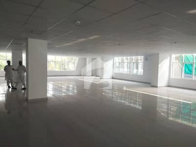 In G-9/1 Building Sized 1200 Square Feet For sale