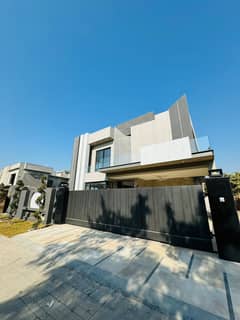 South Face Designer House Available For Sale