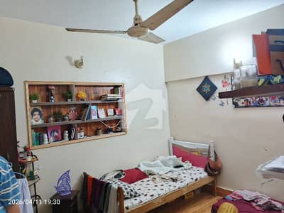 بدر کمرشل ایریا ڈی ایچ اے فیز 5,ڈی ایچ اے ڈیفینس,کراچی میں 2 کمروں کا 4 مرلہ فلیٹ 1.0 کروڑ میں برائے فروخت۔
