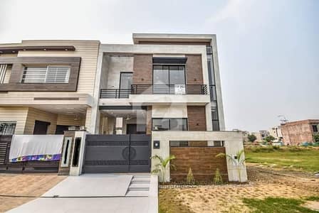 5 MARLA DESIGNER HOUSE FOR RENT