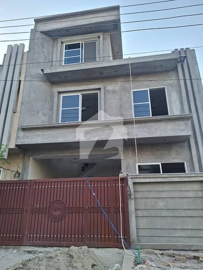 آئی ۔ 14 اسلام آباد میں 5 کمروں کا 5 مرلہ مکان 2.7 کروڑ میں برائے فروخت۔