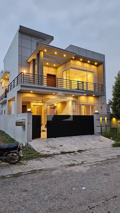 Dha Phase 5 Islamabad 10 Marla Top Heighted House Available For Sale