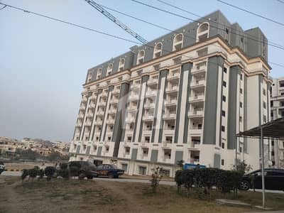 defense residence alcilo block   2 bedroom flat available for sale