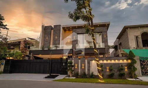 1 Kanal Solid Designer A+ Construction House For Sale With Gas