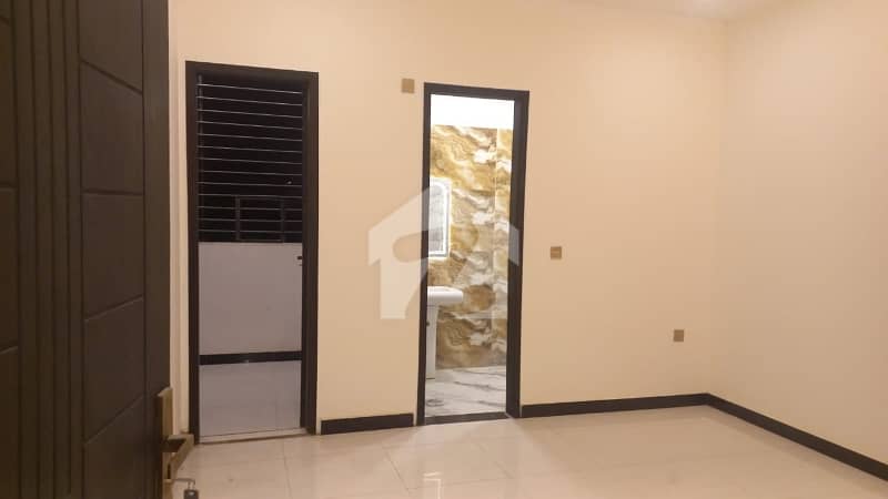 2 Bed Well Maintained Lavish Flat For Sale 2 Bed Well Maintained Lavish Flat For Sale