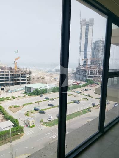 EMAAR 3-Bed Apartment For Rent In Coral Tower