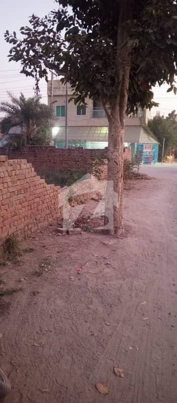 گلشنِ ناصر رحیم یار خان میں 1 کنال کمرشل پلاٹ 1.2 کروڑ میں برائے فروخت۔