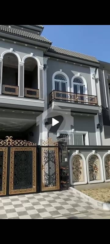 Stunning Good Location 5 Marla House In DC Colony - Sawan Block Available