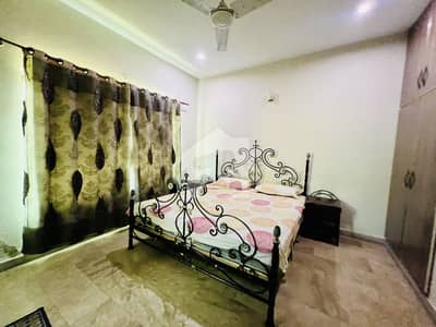 کینال گارڈن - بلاک ایچ کینال گارڈن,لاہور میں 3 کمروں کا 12 مرلہ بالائی پورشن 70.5 ہزار میں کرایہ پر دستیاب ہے۔