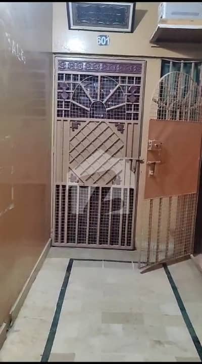 Spacious Prime Location 1400 Square Feet Flat Available For Sale In North Nazimabad - Block L