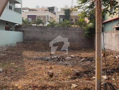 نارتھ ناظم آباد ۔ بلاک این نارتھ ناظم آباد,کراچی میں 10 مرلہ رہائشی پلاٹ 4.75 کروڑ میں برائے فروخت۔