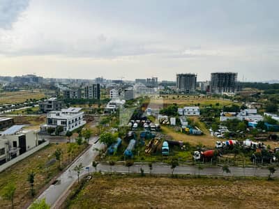10 Marla Cutting Plot For Sale In Top City Block E