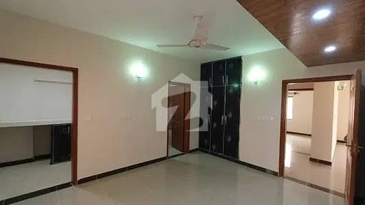 WESTOPEN PRIME LOCATION Askari 5 - Sector F Flat Sized 2972 Square Feet For Sale