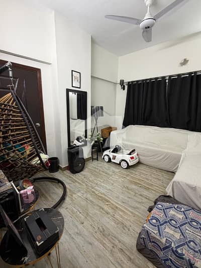 FLAT FOR SALE IN AVAILABLE PRIME LOCATION OF GULISTAN E JAUHAR BLOCK 3A