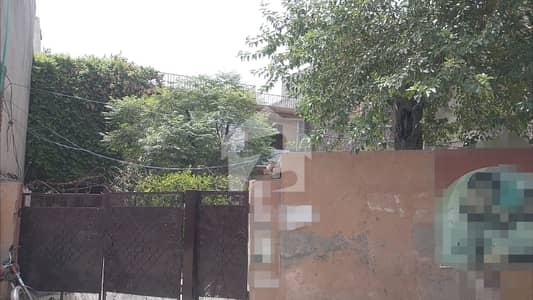 Fair-Priced 44 Marla House Available In Awan Town
