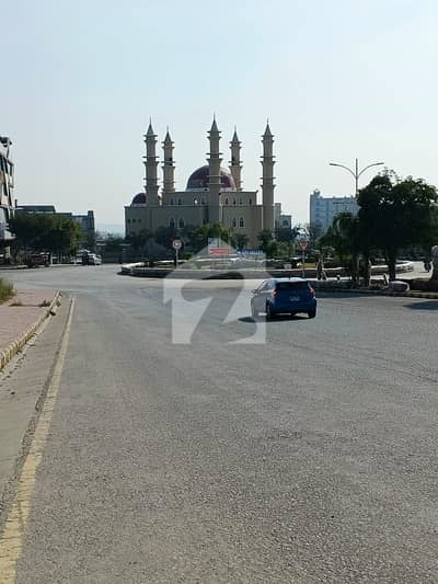 گلبرگ ریزیڈنشیا - بلاک اے گلبرگ ریزیڈنشیا,گلبرگ,اسلام آباد میں 2 کنال رہائشی پلاٹ 3.5 کروڑ میں برائے فروخت۔ گلبرگ ریزیڈنشیا - بلاک اے گلبرگ ریزیڈنشیا,گلبرگ,اسلام آباد میں 2 کنال رہائشی پلاٹ 3.5 کروڑ میں برائے فروخت۔