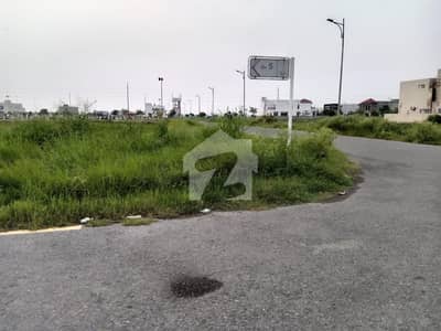 Centrally Located Residential Plot In DHA Phase 5 - Block B Is Available For sale