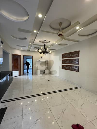 10 Marla Upper Portion Available For Rent