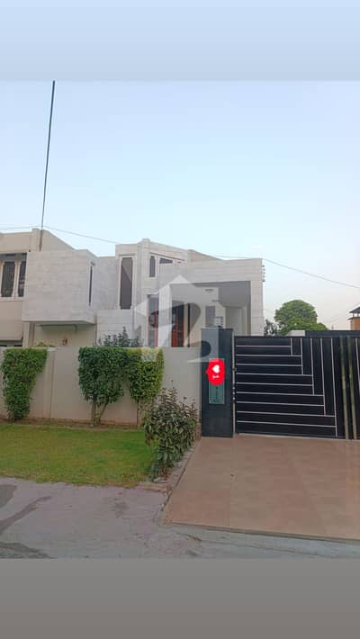2 Kanal Corner Luxury House For Sale in Rachna Block