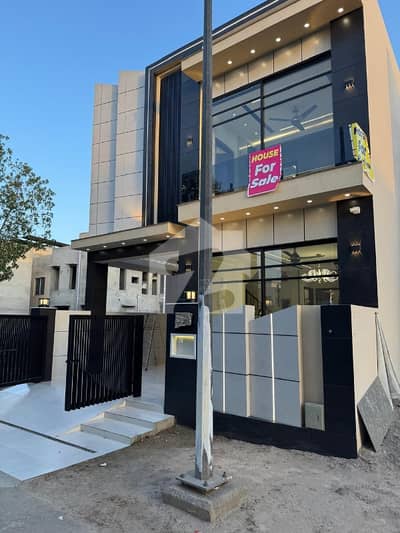 5 MARLA VERY BEAUTIFUL HOUSE FOR SALE IN DHA 11