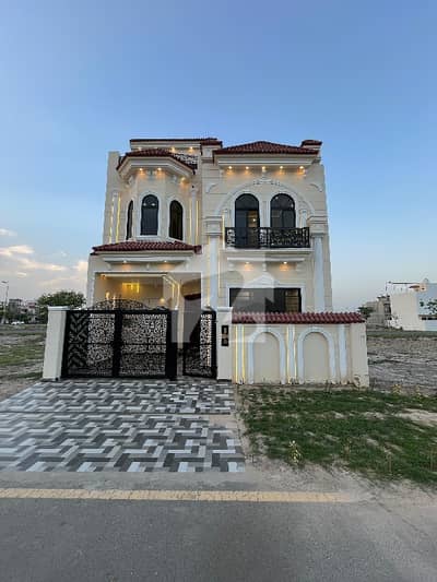 سٹی ہاؤسنگ فیز 1 سٹی ہاؤسنگ,ملتان میں 4 کمروں کا 5 مرلہ مکان 1.35 کروڑ میں برائے فروخت۔