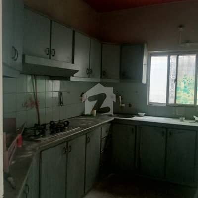 To sale You Can Find Spacious Prime Location Flat In Gulistan-e-Jauhar - Block 13