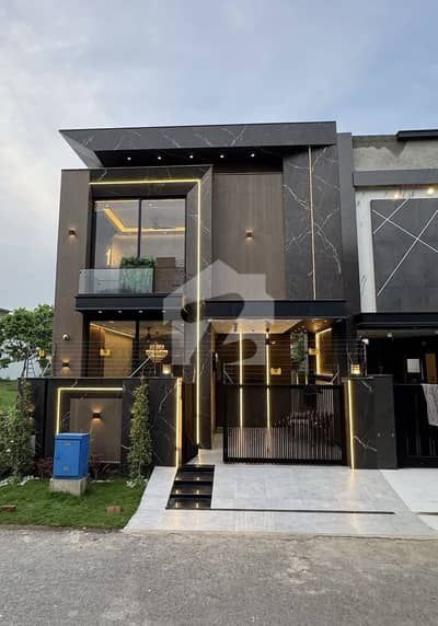 5 MARLA BRAND NEW ULTRA MODERN DESIGN HOUSE FOR SALE IN DHA RAHBER