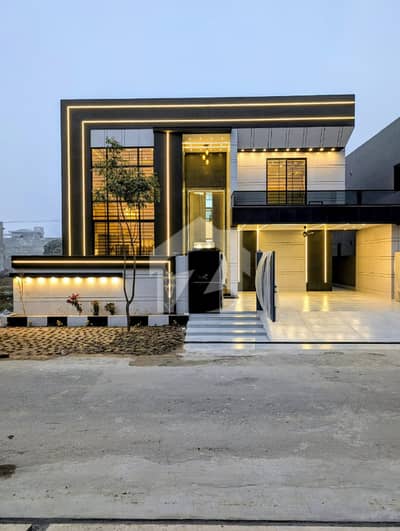 1 Kanal Brand New Ultra Modern House 6 Beds | Double Height Lobby | 50 Ft Road
