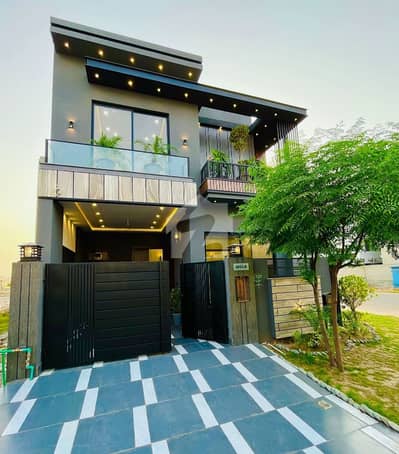 Luxurious Ultra Modern House For Sale At Hot Location Nearest To Park N Market