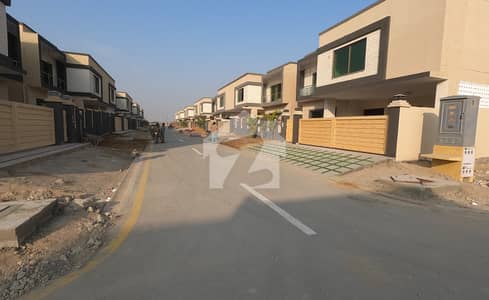 375 Square Yards House In Cantt For Sale At Good Location