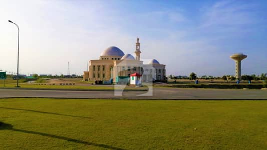 5 MARLA POSSESSION UTILITY PAID COMMERCIAL PLOT IN G3 BLOCK