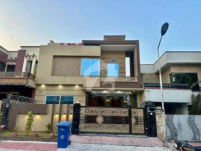 Like Brand New Boulevard House For Sale Bahria Town Phase 3