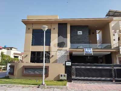 بحریہ ٹاؤن فیز 3 بحریہ ٹاؤن راولپنڈی,راولپنڈی میں 5 کمروں کا 10 مرلہ مکان 6.9 کروڑ میں برائے فروخت۔ بحریہ ٹاؤن فیز 3 بحریہ ٹاؤن راولپنڈی,راولپنڈی میں 5 کمروں کا 10 مرلہ مکان 6.9 کروڑ میں برائے فروخت۔