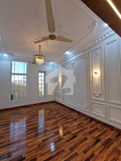 Gulberg Residencia Block F 7Marla Brand New House Available For Sale