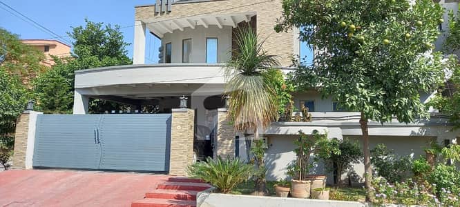 1 Kanal Corner House for Sale AGOCHS Phase 1