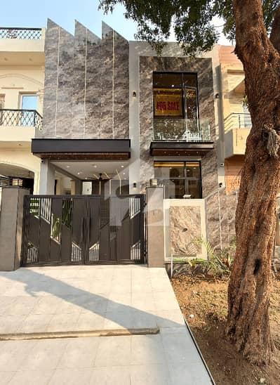 5MARLA ULTRA MODERN DESIGN HOUSE FOR SALE IN DHA RAHBER