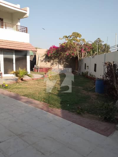 Darakhshan Villa For Sale