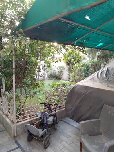 400 SQ YDS G+1 HOUSE FOR SALE IN GULSHAN-E-IQBAL BLOCK 1