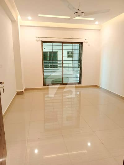 3x BEDS BEAUTIFUL VIEW APARTMENT AVAILABLE FOR SALE SECTOR-D Of Askari-11 Lahore