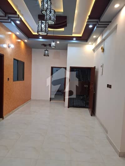 پی ای سی ایچ ایس بلاک 2 پی ای سی ایچ ایس,جمشید ٹاؤن,کراچی میں 3 کمروں کا 6 مرلہ زیریں پورشن 2.5 کروڑ میں برائے فروخت۔